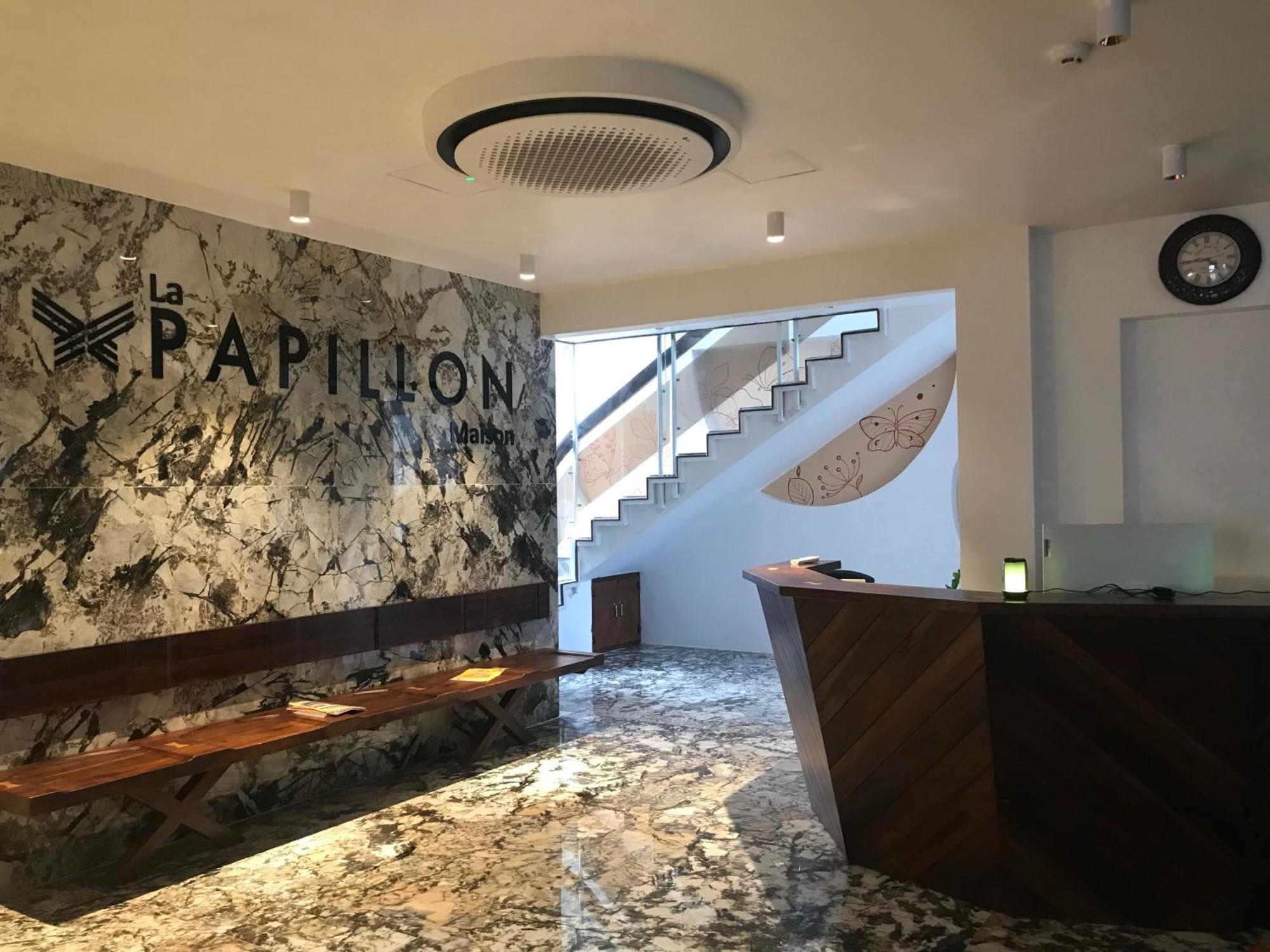 La Papillon Maison بونديتْشيري المظهر الخارجي الصورة