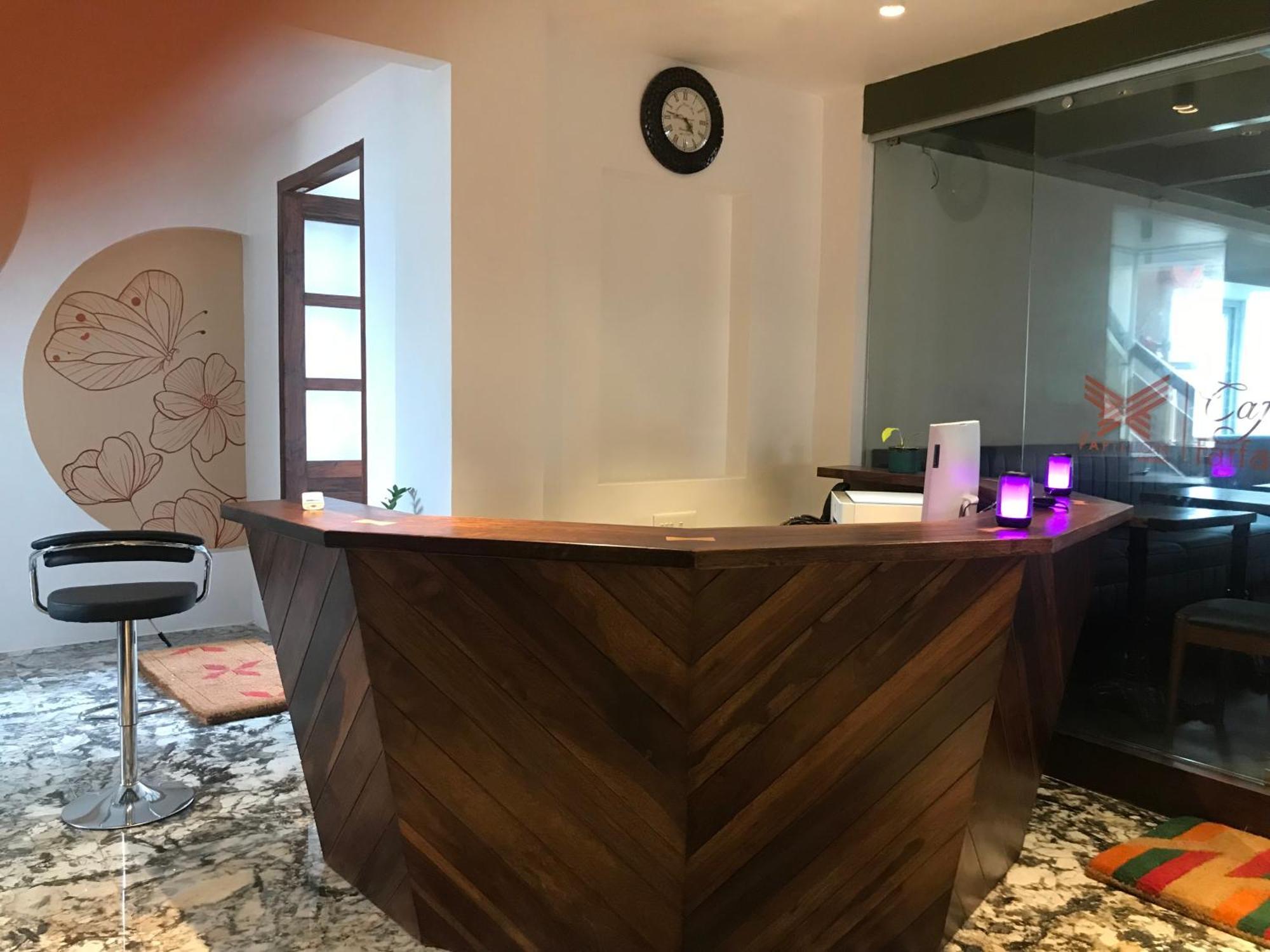 La Papillon Maison بونديتْشيري المظهر الخارجي الصورة