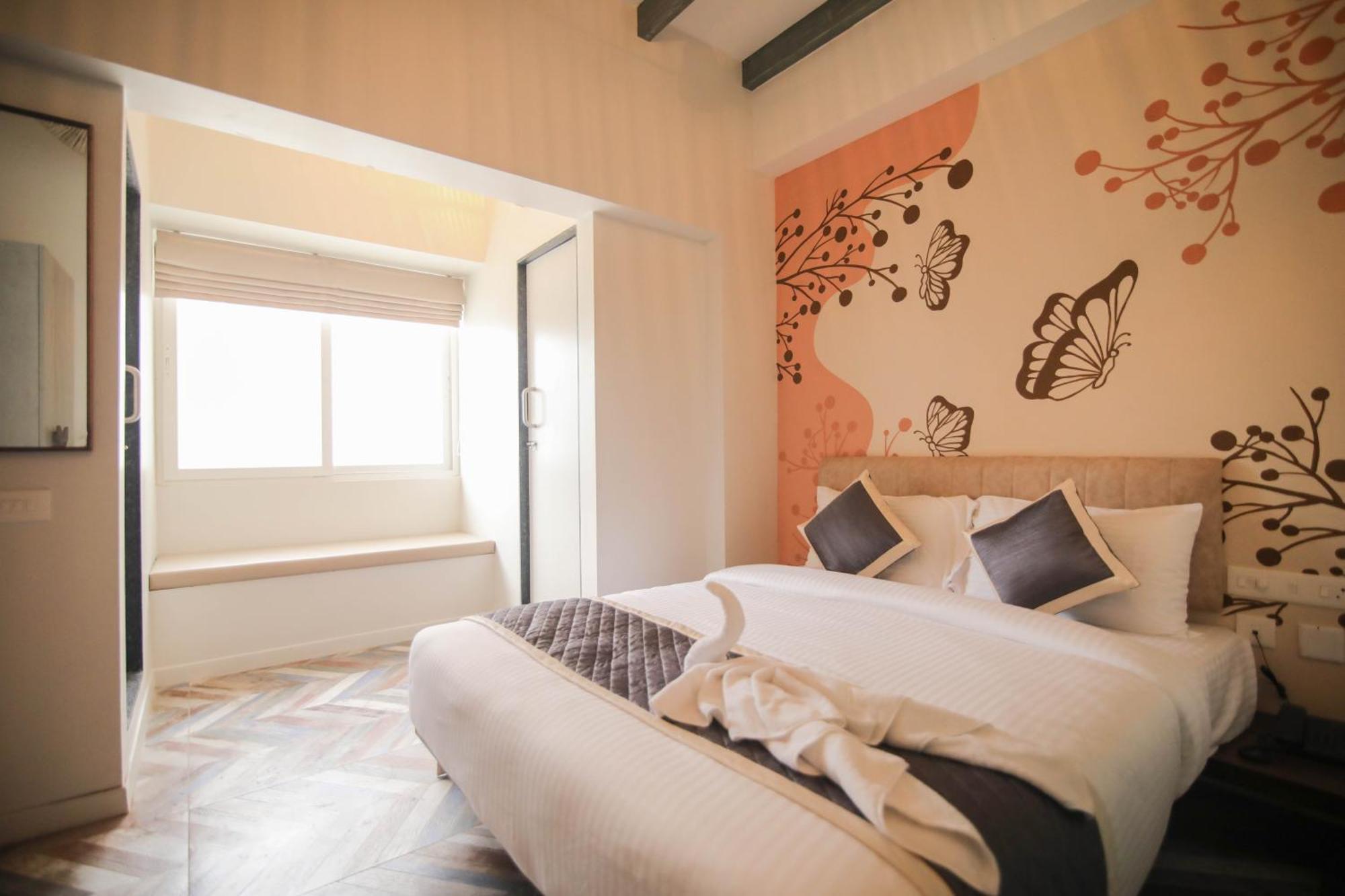 La Papillon Maison بونديتْشيري المظهر الخارجي الصورة
